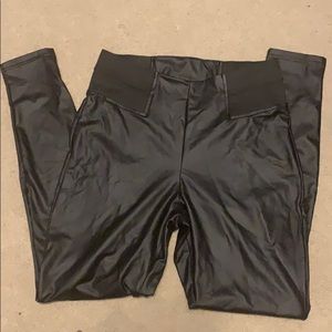 Women’s Vera wang faux leather leggings